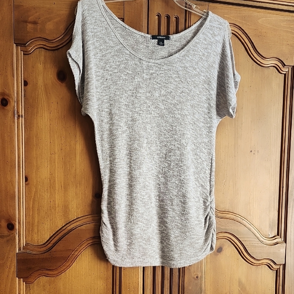 Espresso Heathered Tan Short Sleeve Top